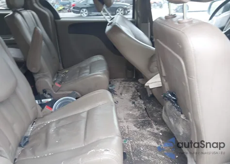 2014 Chrysler Town & Country Touring из США, поврежденный, VIN 2C4RC1BG5ER444549